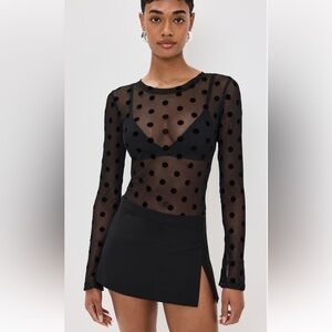 NWT NIA Fox Top